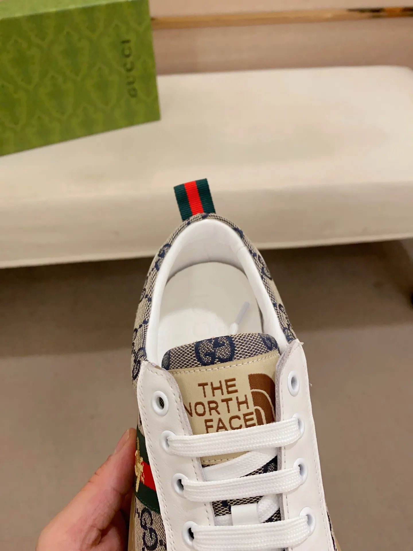 Men's clothing and shoes💰:400💰 (GUCCI) The latest model from the official website 🎁🎁Casual and fashionable men's shoes👟, hot style💥The version is simple and elegant, exclusive for trendy men. Unique latest brand elements from the official website👑Original decoration, fashionable and generous, the fabric is original cowhide ✅Sheepskin lining, the official website specifies wear-resistant casual outsole, the classic model is taken in kind at the counter🎬38-44 (45 is not returned or exchanged when customized)